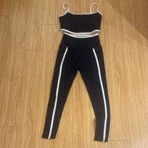 Beyond Yoga navy workout set